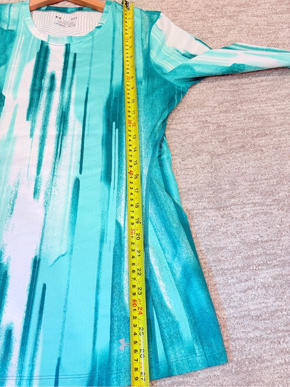 Under Armour ColdGear Fitted Long Sleeve Running Top Teal Print Size L - Picture 6 of 7